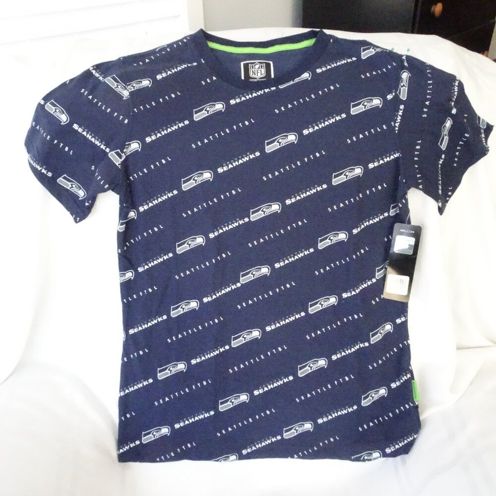 NFL Seattle Seahawks‎ youth crewneck shirt. Size 18-20 Short sleeve. NEW